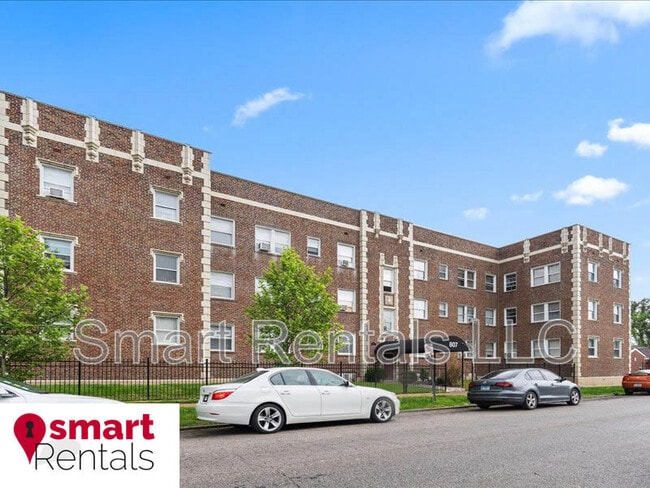 Photo - 807 Clara Ave