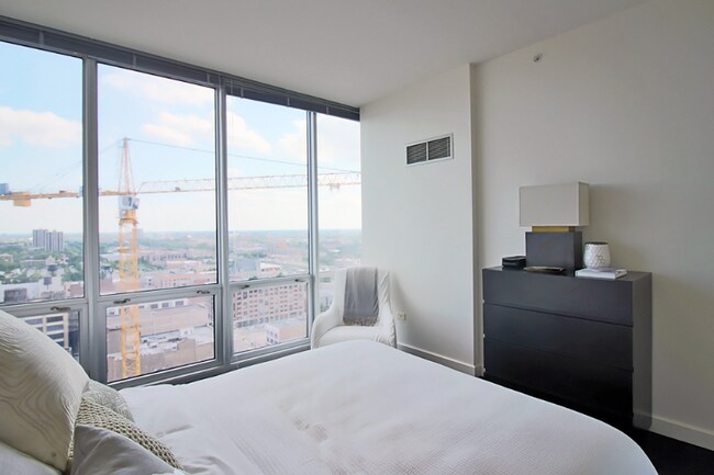 Photo - 2152 S Indiana Ave