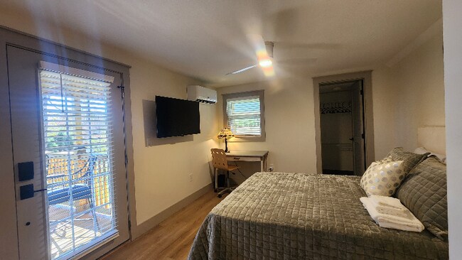 Photo - 1704 S Forest Dr