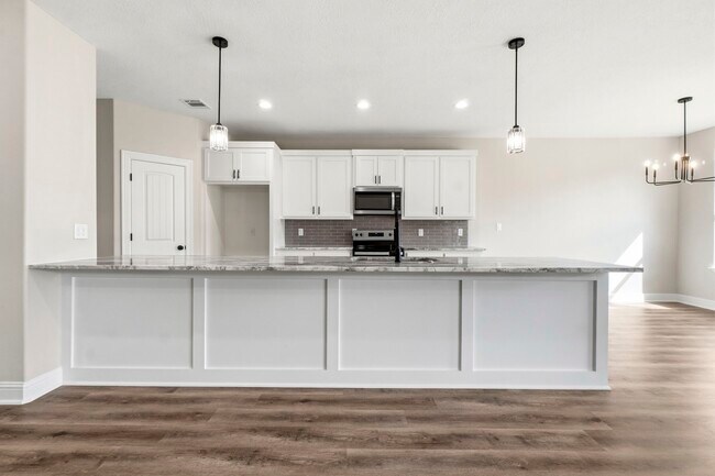 Photo - 1208 Ada St