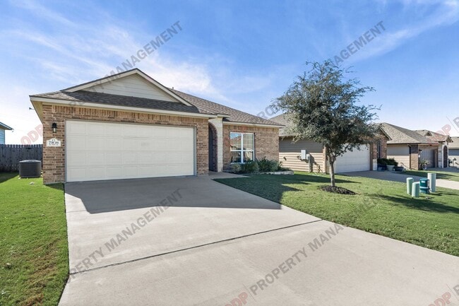 Photo - 7308 Lee Hall Loop