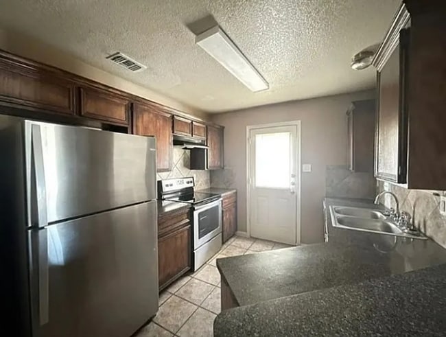 3600 Dustin Ct Unit B