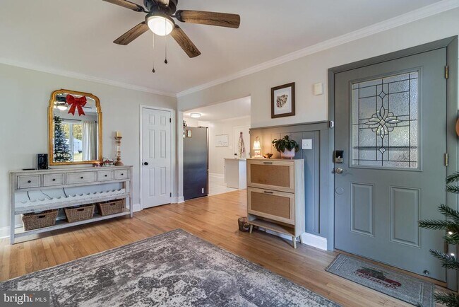 Photo - 40905 Spring House Ln