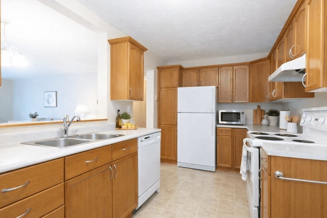 Building Photo - Woodbury Terrace