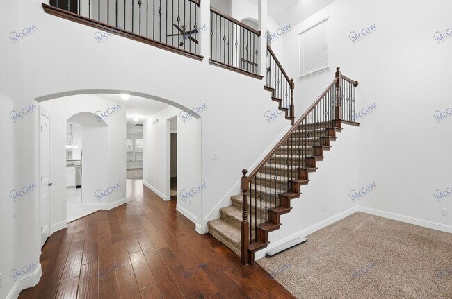 Photo - 3808 Hazelhurst Dr