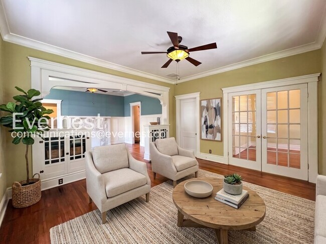 Photo - 2 Bed/1 Bath Home with Fenced Yard / Available Now!