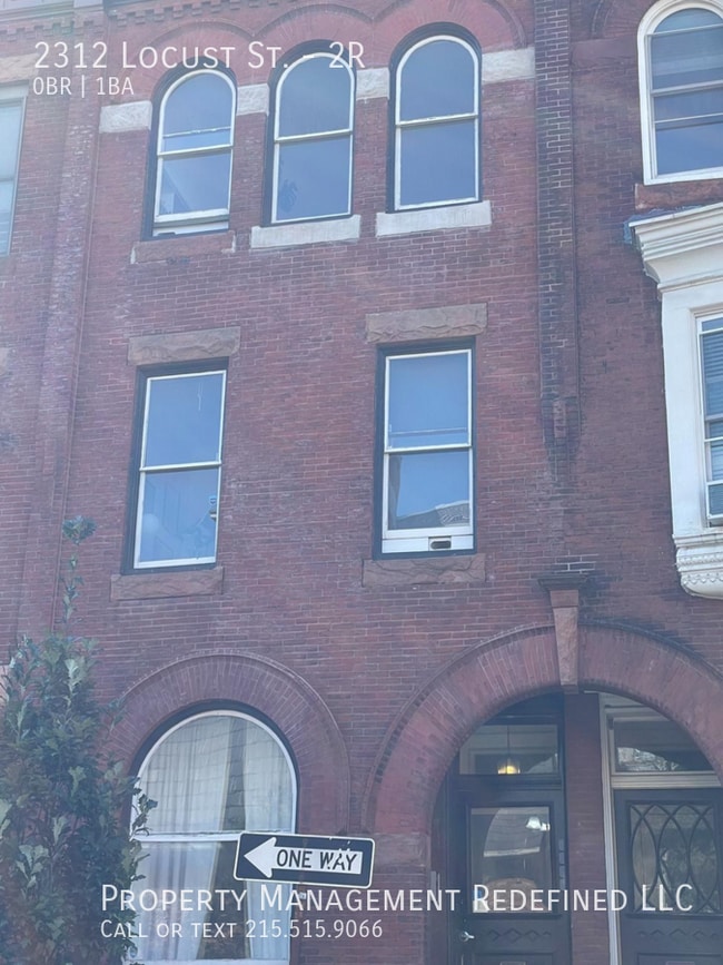 Building Photo - 2312 Locust St Unit 2R