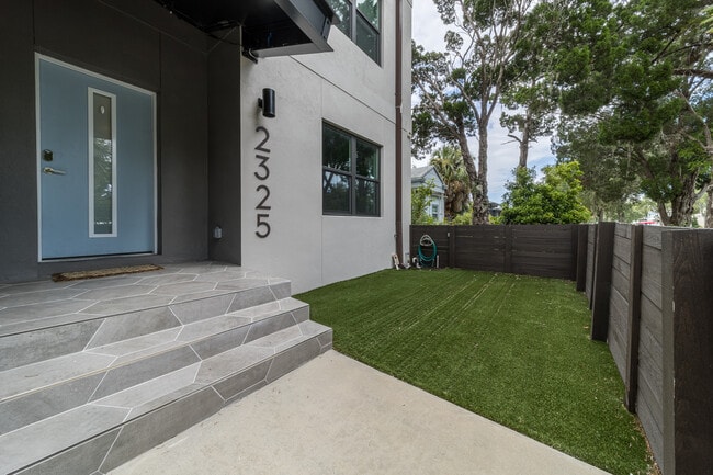 Photo - 2325 1st Ave S