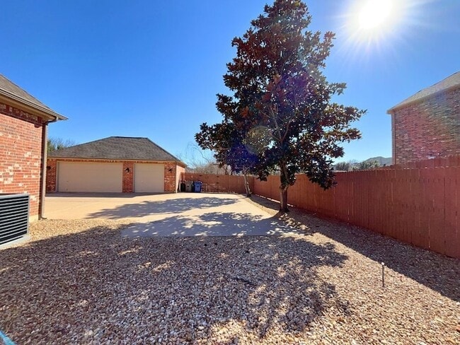 Photo - 1205 Golden Gate Dr