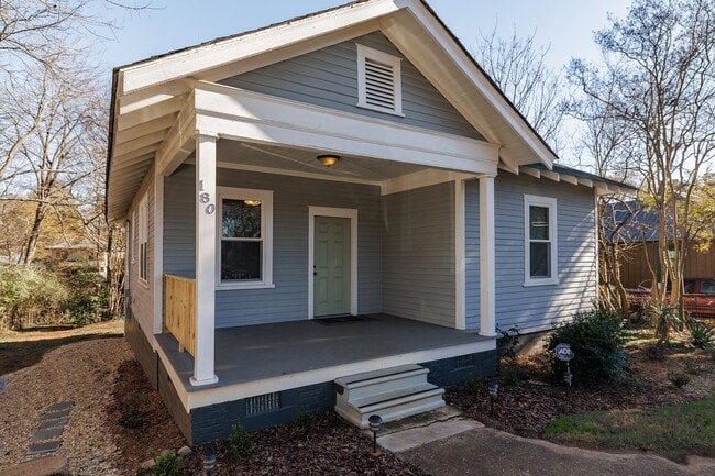 Photo - Charming Historic Cottage Just Blocks from Downtown Athens and UGA