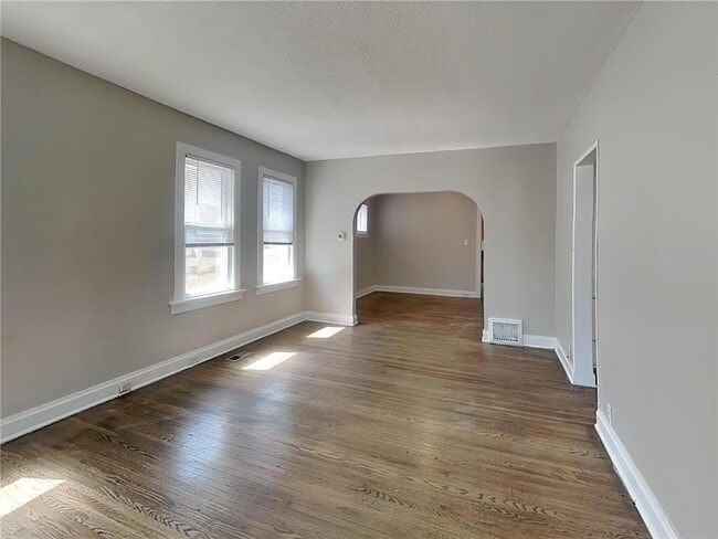 Photo - 3820 Jackson St NE