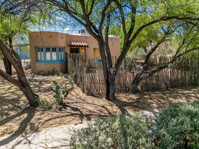 Photo - Charming historic home in central Tucson