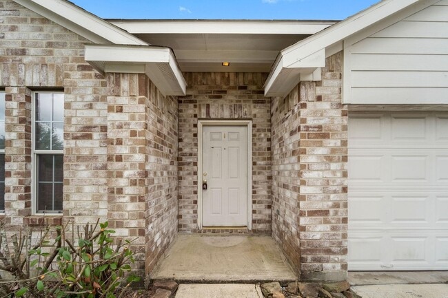 Photo - 2530 Fox River Ln