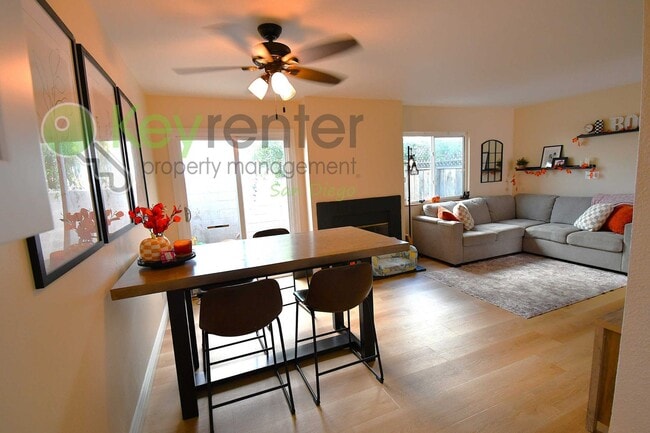 Photo - End-Unit Newly Remodeled Townhome in Clair...