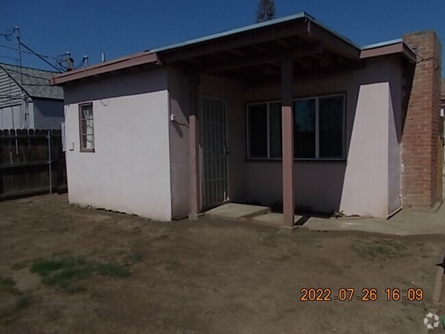 Building Photo - 1 Bedroom, 1 Bathroom Back Unit 1421 1/2 El Rancho Dr Rental