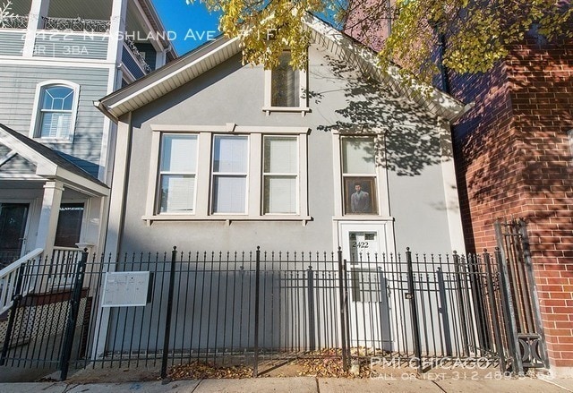 Photo - 2422 N Ashland Ave Unit #1F