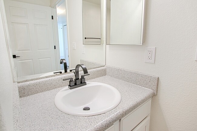 Photo - Marana Apartments