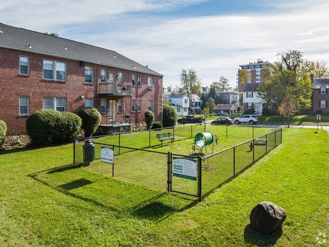 Green Acres Apartments