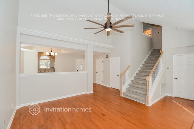 Photo - 949 Chesire Way