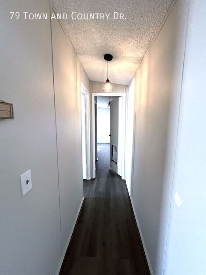 Photo - 79 Town and Country Dr