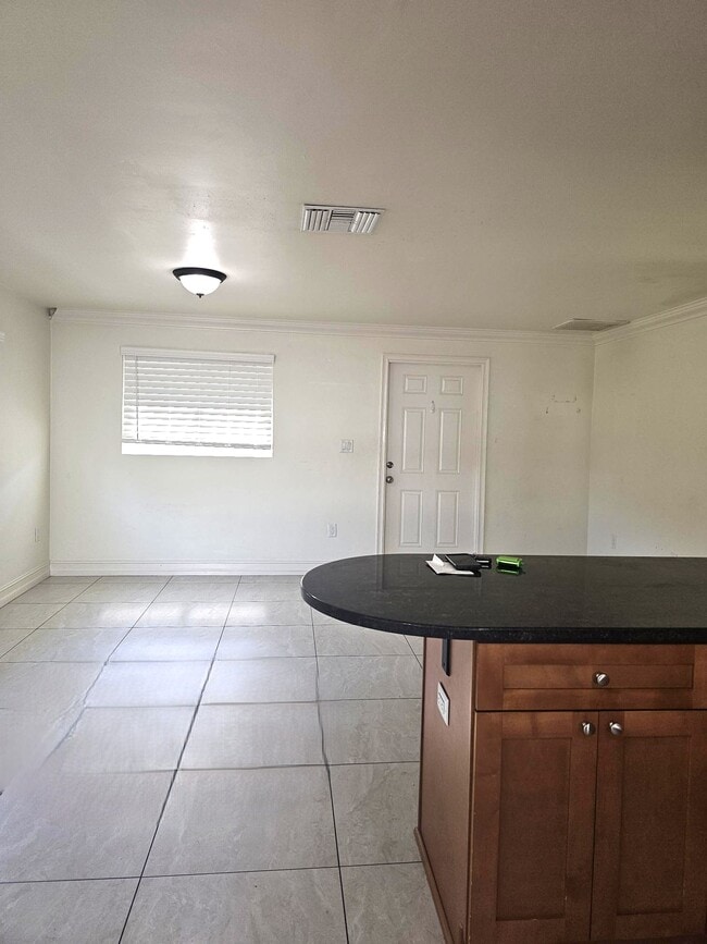 Photo - 682 108th Ave N