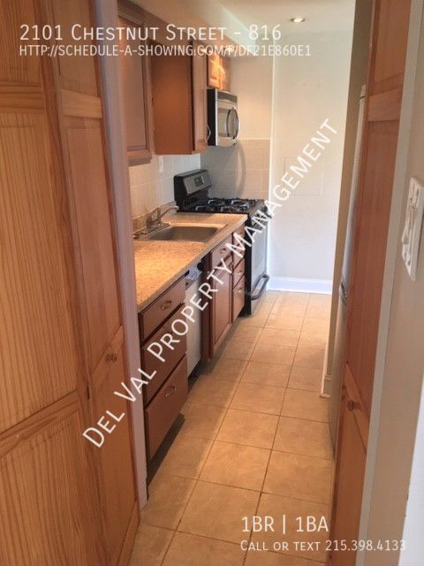 KITCHEN - 2101 Chestnut St Unit 816