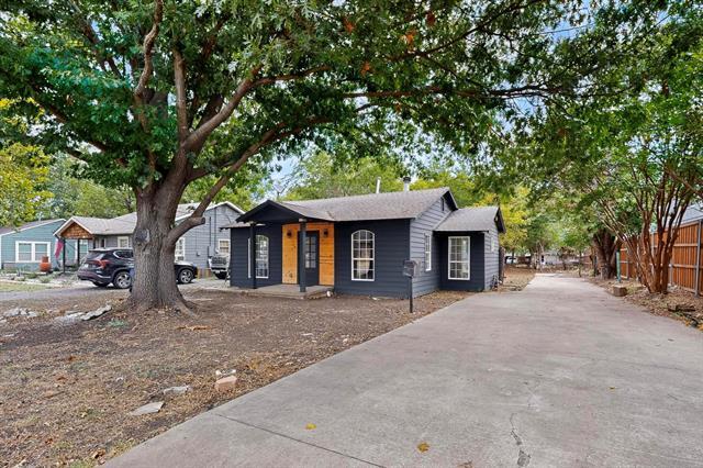 Photo - 1404 N Bradley St