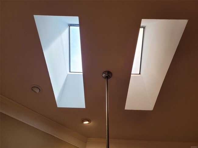 Photo - 185 Landmark Dr