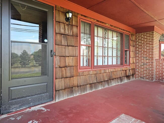Photo - Manor View