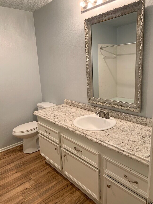 Photo - Cute 2 Bedroom
