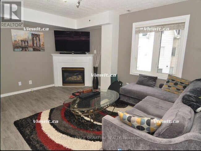 Photo - 12 Sudbury St