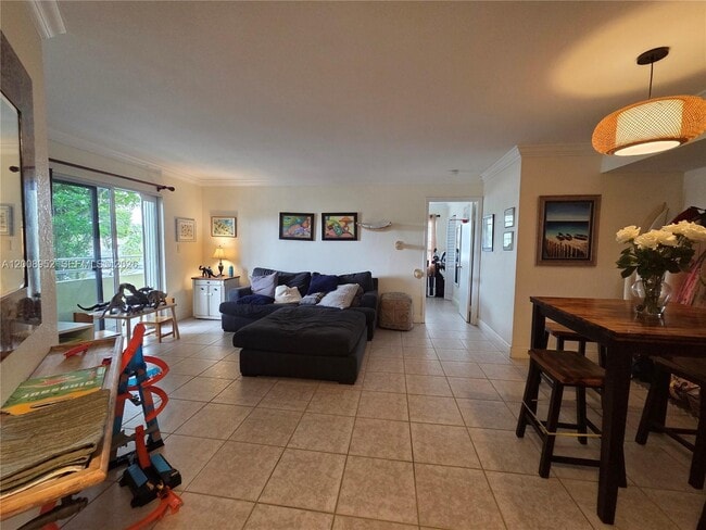 Photo - 10795 SW 108th Ave Unit 201