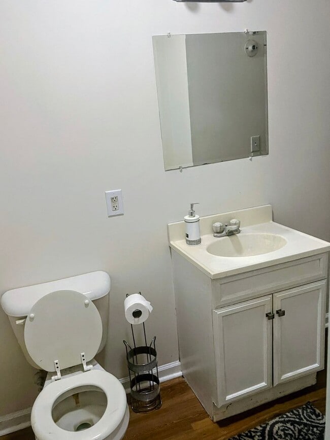 Photo - 514 Madrin St