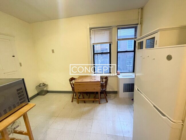 Photo - 24 Phillips St Unit 4CP