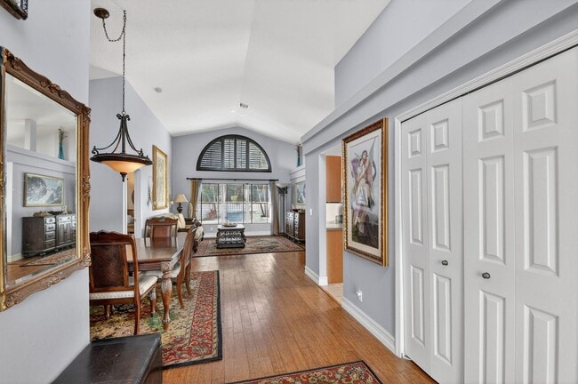 Photo - 2725 Pointe Cir