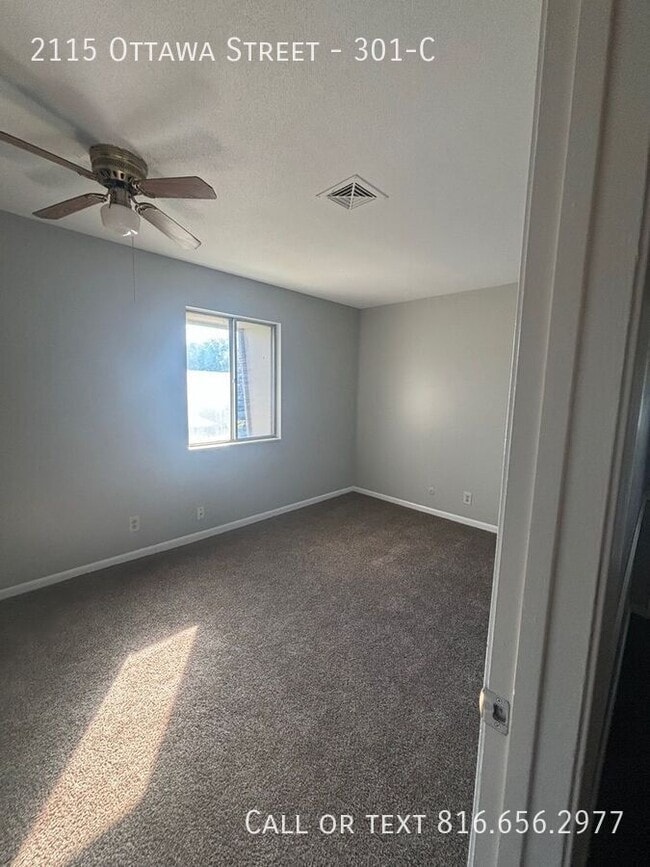 Photo - 2115 Ottawa St Unit 301-C
