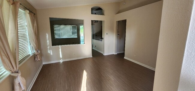 Photo - Beautiful Single-Story 4BR/2BA Home – Quie...
