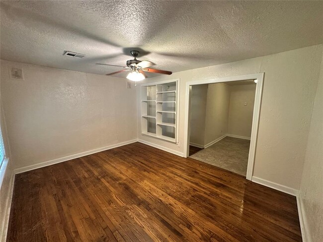 Photo - 1350 Classen Blvd House