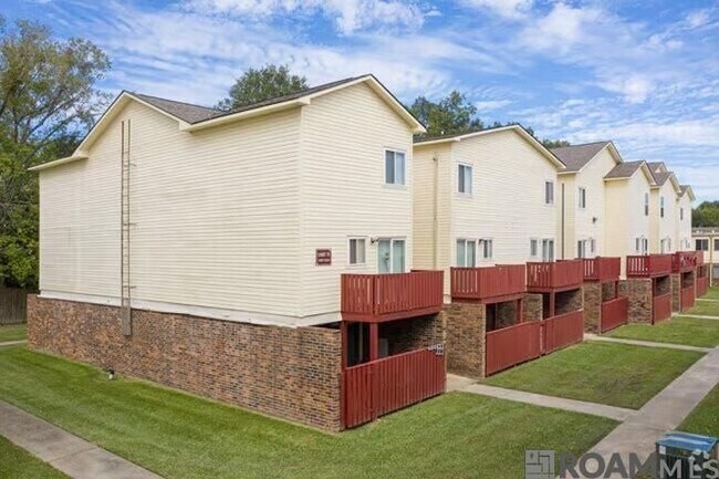 Photo - 3484 Cedarcrest Ave Unit 2-A