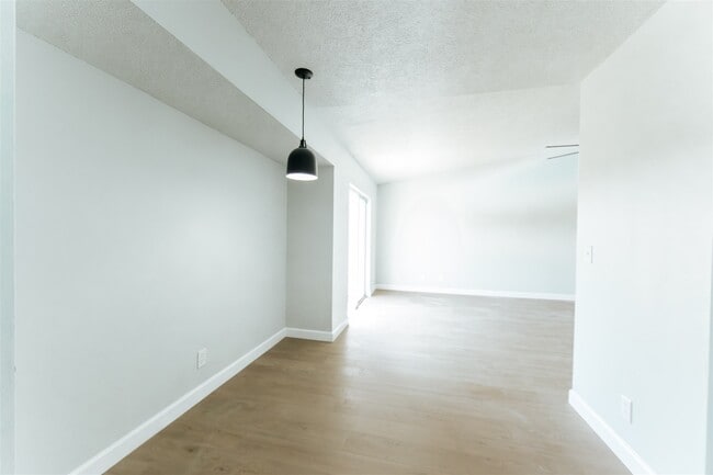 Photo - 1404 Condo Dr Unit 1404