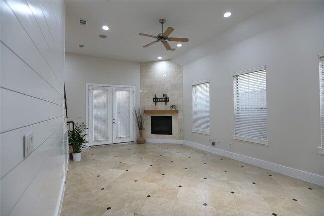 Photo - 1608 Patterson St Unidad A