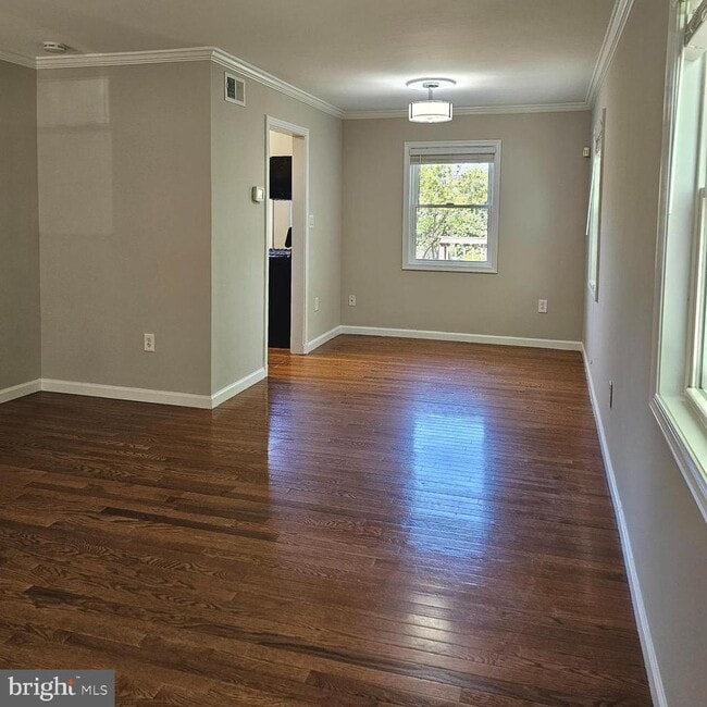 Photo - 2214 Arlington Terrace