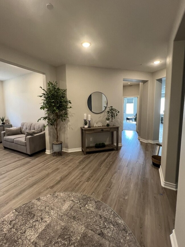 Photo - 41867 Regona Rd