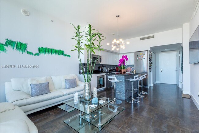 Photo - 92 SW 3rd St Unit 5108