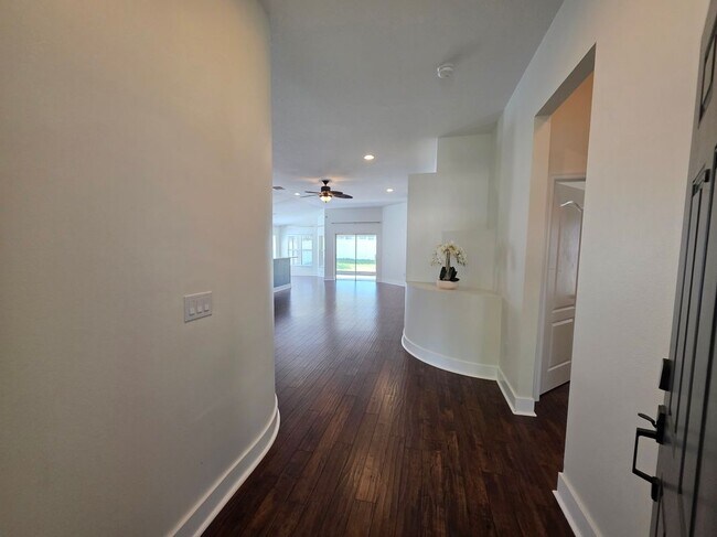 Photo - 730 Straw Lake Dr