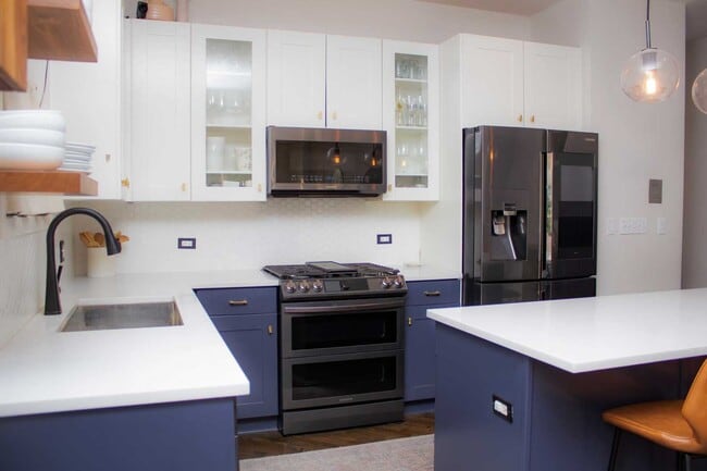 Photo - 1022 N Marshfield Ave Unit 1