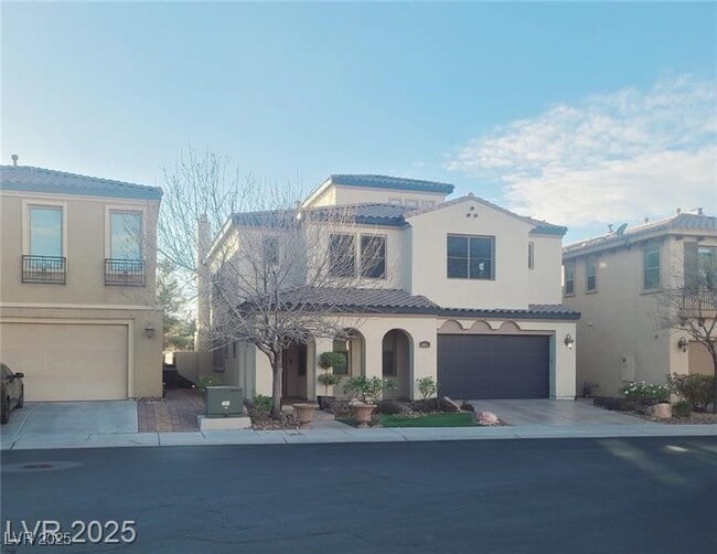 Photo - 927 Via Canale Dr House