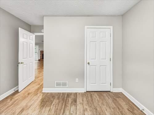 Photo - 2052 Bay Ct