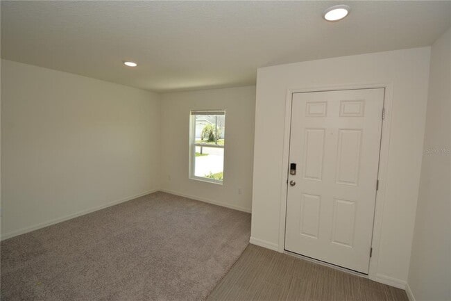 Photo - 11 Roxland Ln
