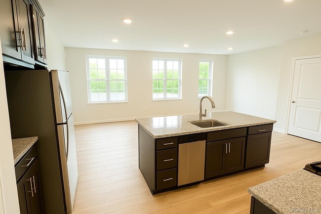 Photo - 310 Tower Ridge Cir Unit 310